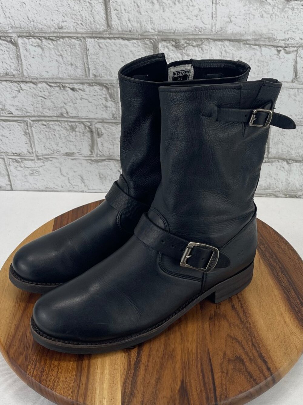 Frye Veronica Short Engineer Womens 10 Black Leather Antique Metal Buckles Boots